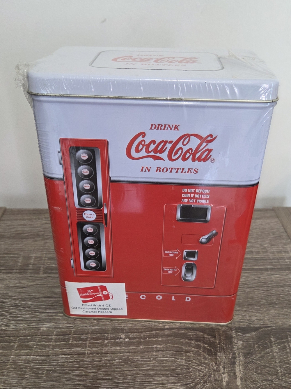 Coca-Cola Red/White Vending Machine Tin Canister 1997 Soda Theme PLEASE READ.